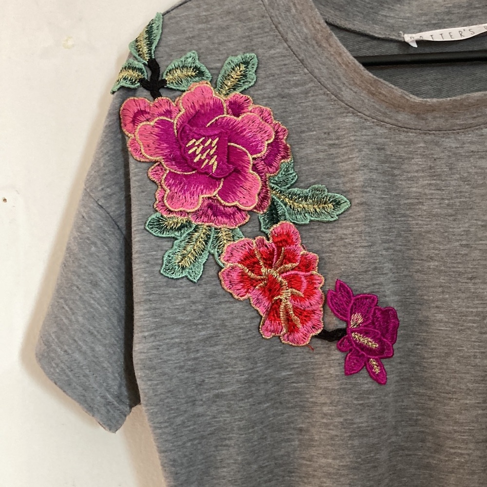 M grey t shirt dress with floral embroidery Potters Pot - Picture 3 of 6